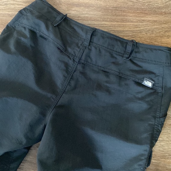 TNF North Face Convertible Zip Off Hiking Pants Capri Shorts Excellent Condition - Picture 6 of 11
